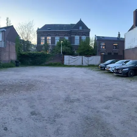 Private In The Centre Of Privatunterkunft *
