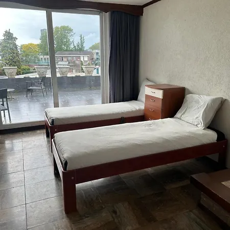 Privatunterkunft Private In The Centre Of