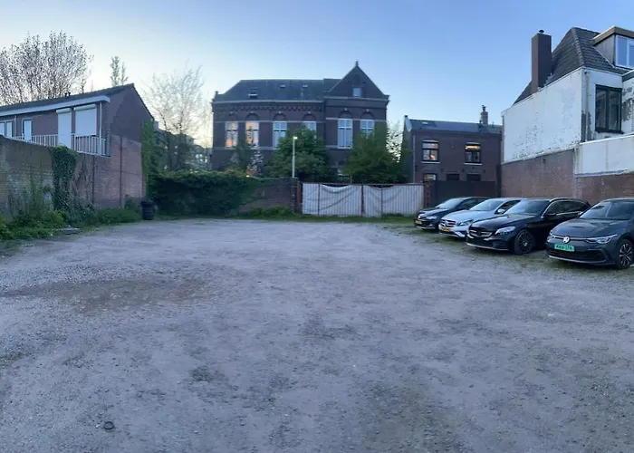 Private In The Centre Of ホームステイ *